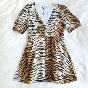 Charlie Holiday Women's Size 6 Brown Avoca V-Neck Animal Print Mini Dress